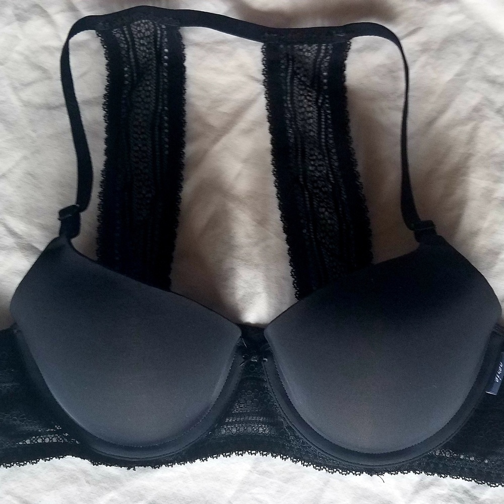 ☆Aerie 36B black bra with lace back